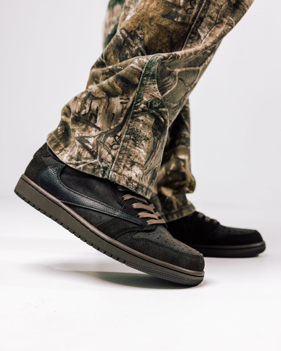 Travis Scott Air Jordan 1 Low