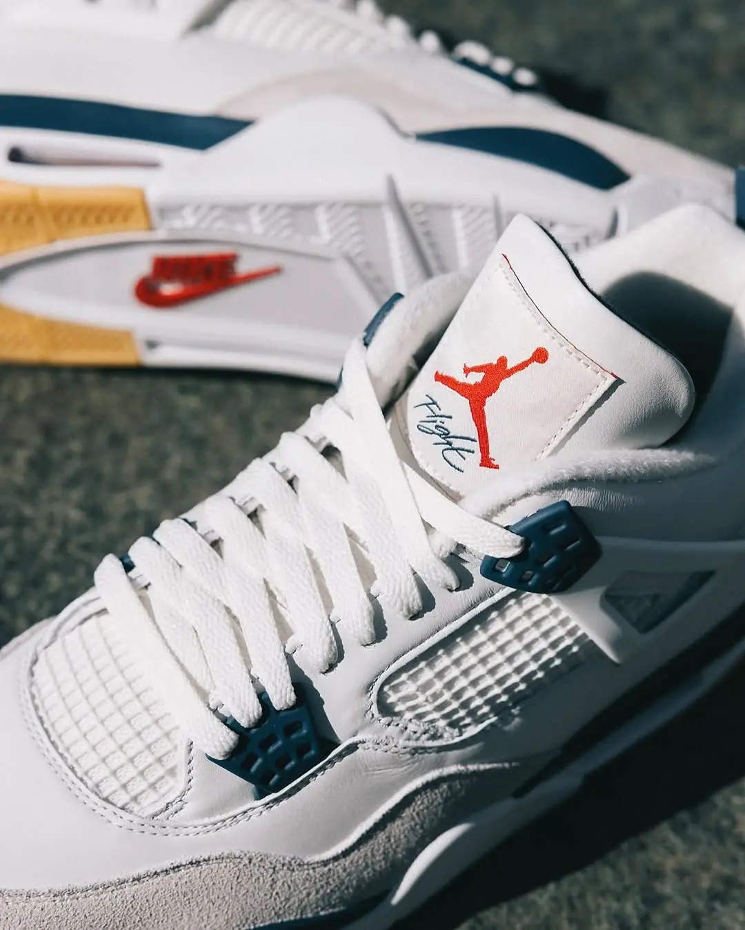 Nike SB x Air Jordan 4 'Summit White/Navy' Lands March 2025 | The