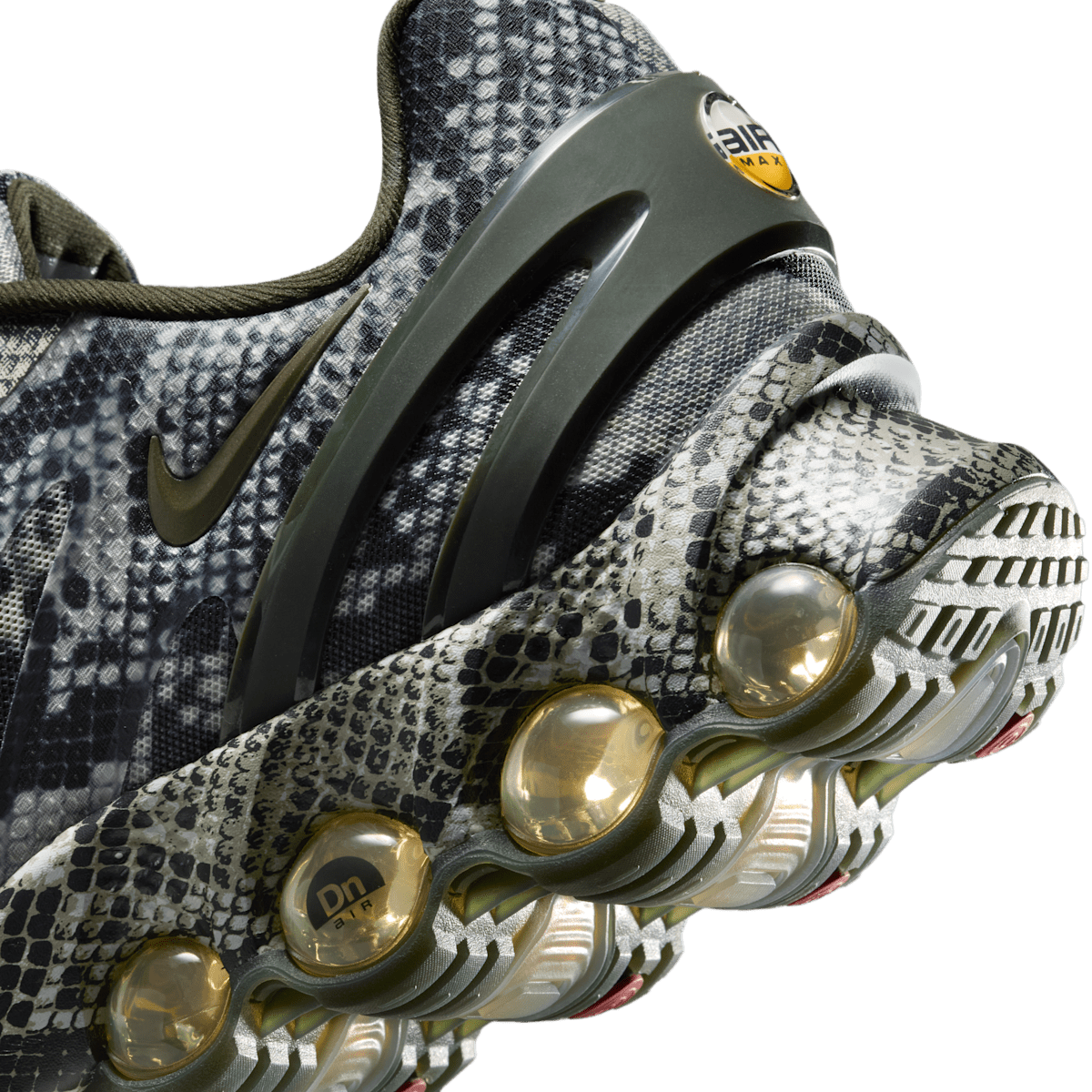 Nike dn8 snakeskin