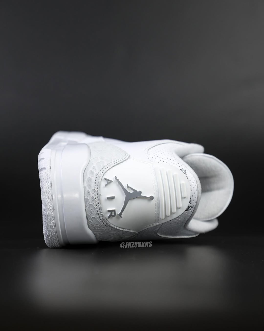 Air Jordan 3 'Pure Money'