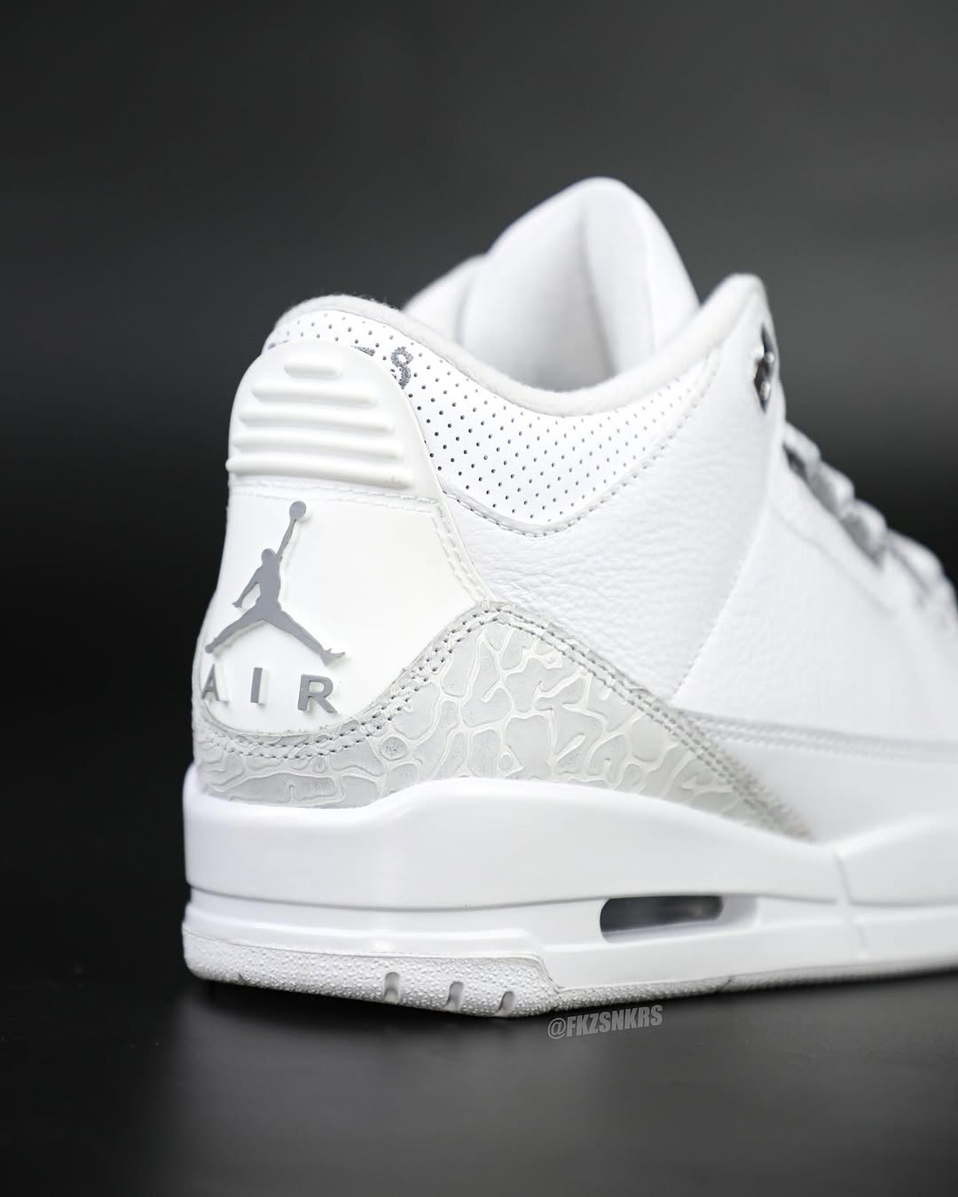 Air Jordan 3 'Pure Money'