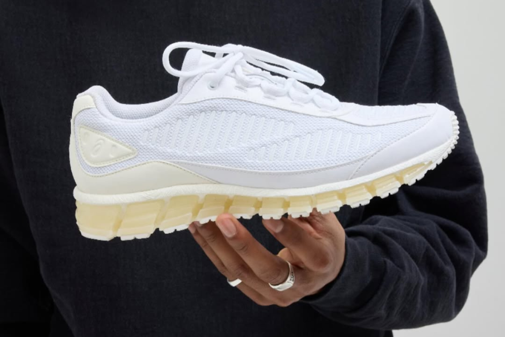 JJJJound Gives the ASICS GEL-QUANTUM 360 a Minimalist Look | The
