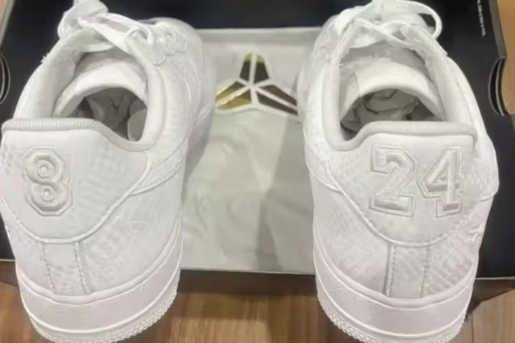 Kobe Bryant x Nike Air Force 1 Low 'Triple White'
