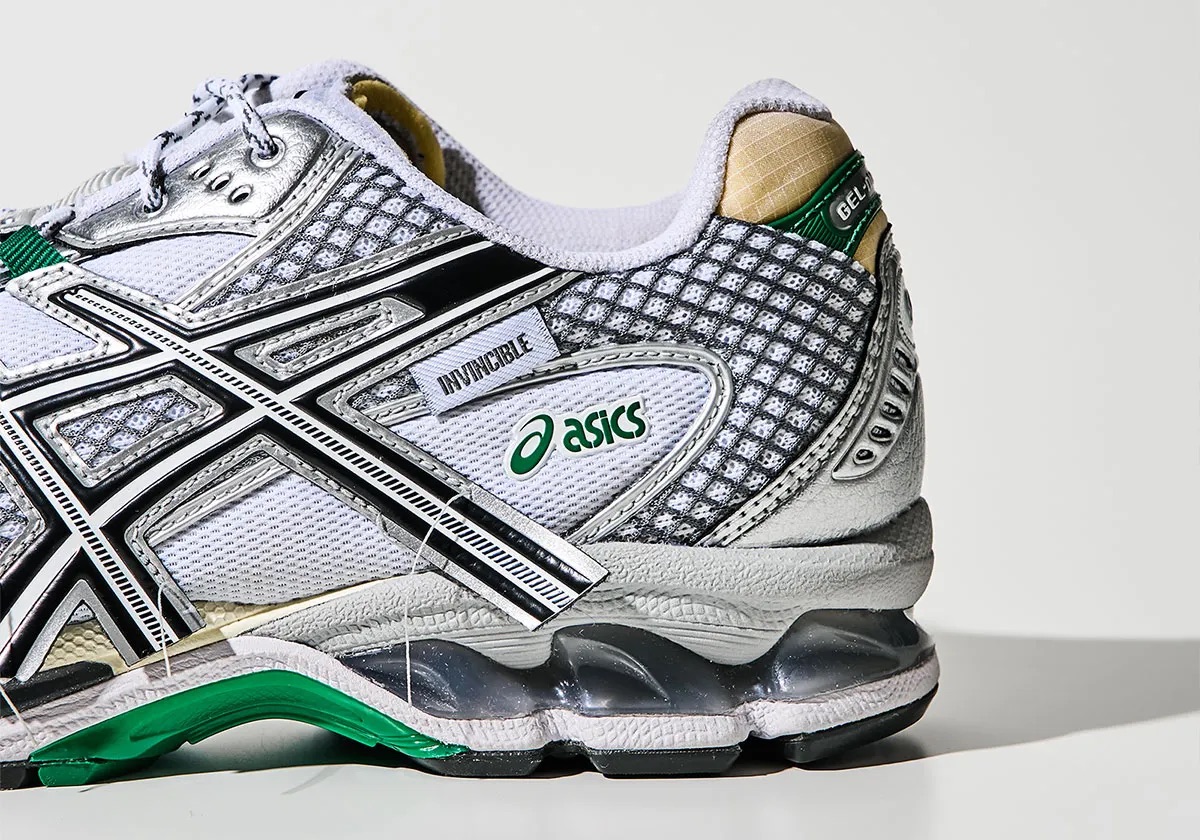 INVINCIBLE x ASICS GEL-Nimbus 10.1 'HTTP 404' green