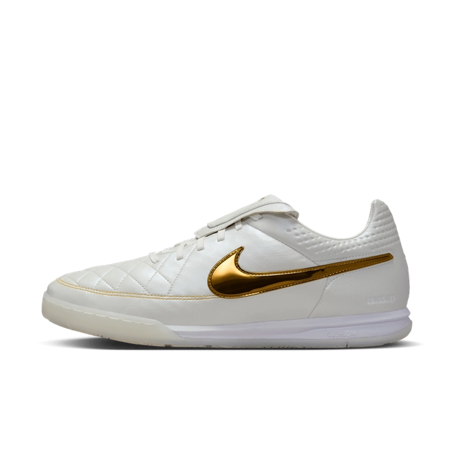 Nike Revives Ronaldinho's Tiempo with 'Touch of Gold' for 2025