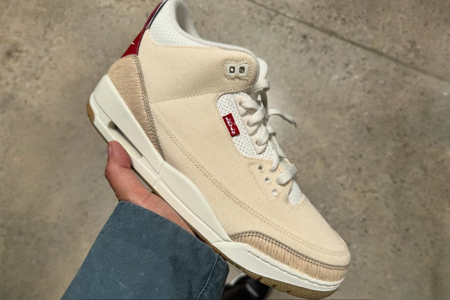 Jordan 3 Levis