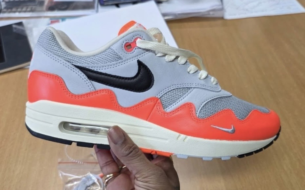 The Patta x Nike Air Max 1 'Wave' Returns in 'Hyper Crimson' | The